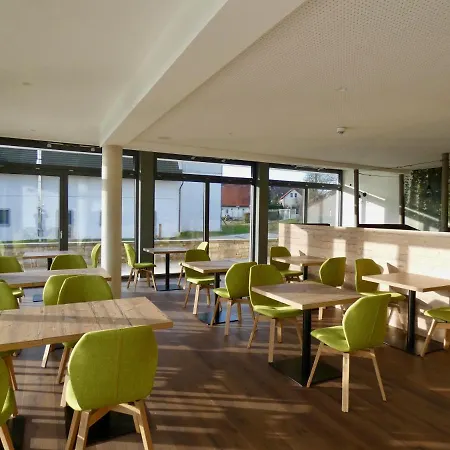 Living Hallertau 3*